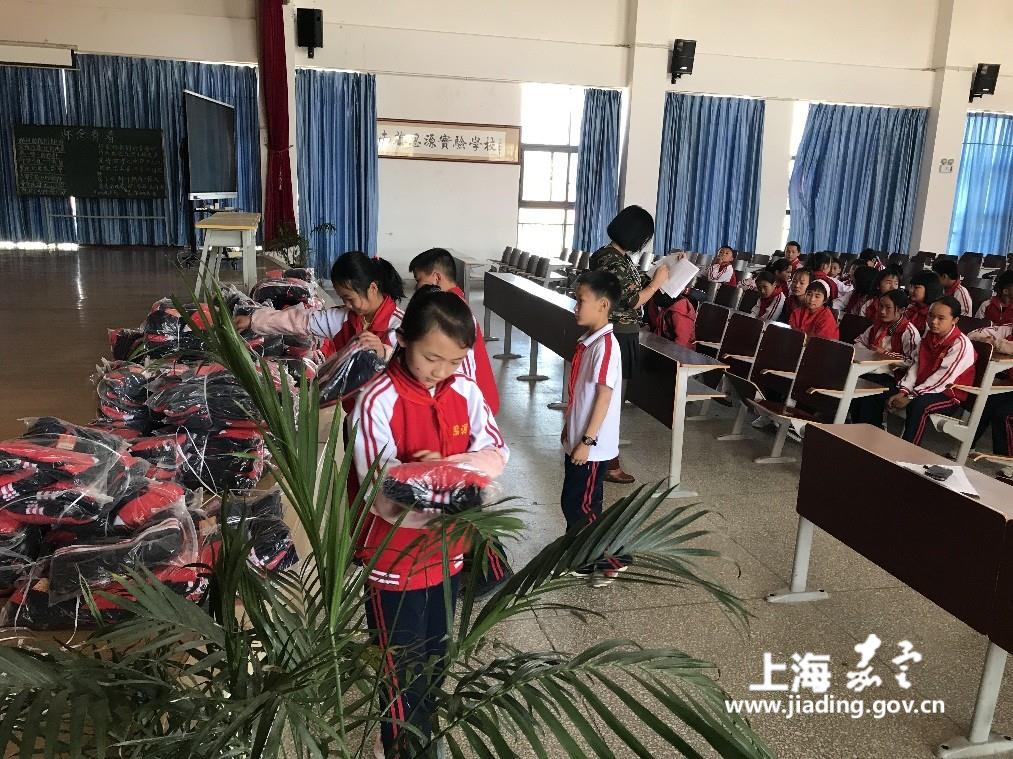 cffe8804737a48ddac228d12aef0980d.jpg